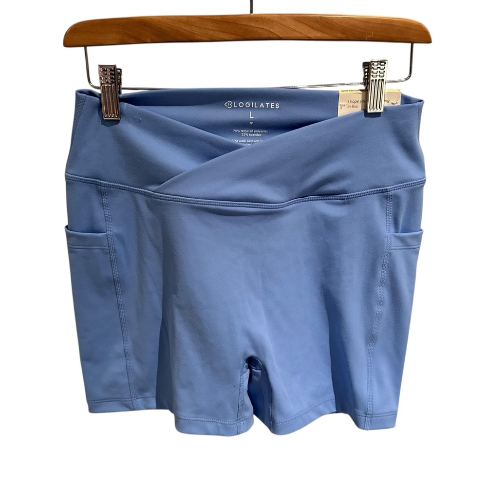 Blogilates Crisscross Scrunch Bike Shorts Blue Size Large NWT